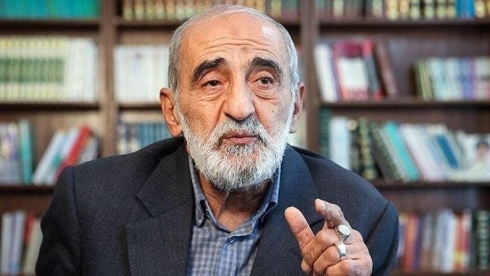 ستون پنجم آمریکا و اسرائیل در داخل را بشناسید؛ خطاست یا خط «ستون پنجم»؟!