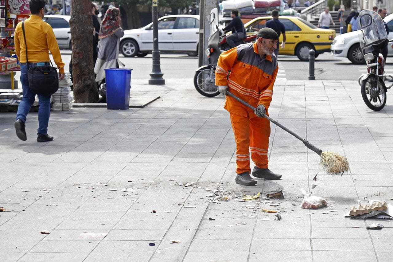 تهران پاکبان دارد!