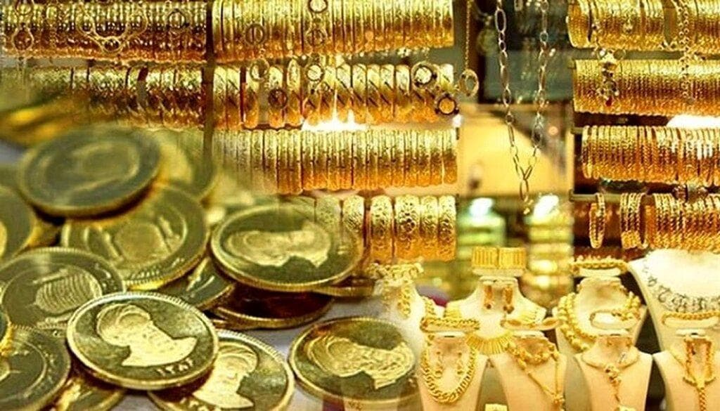 مهاجرت سرمایه از تالار شیشه‌ای به ویترین طلافروشی‌ها | بازار طلا و سکه به کدام سو می رود؟