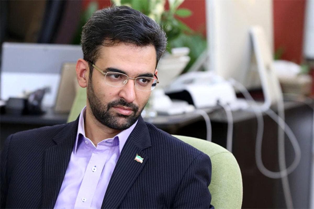 لیست واردکنندگان تلفن همراه را منتشر کردم ؛ در دولت دعوا شد!