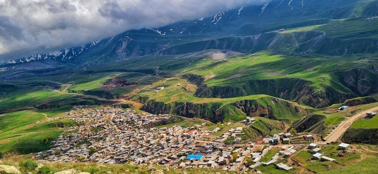 روستایی که تابستان‌ ها یخ می‌ زند