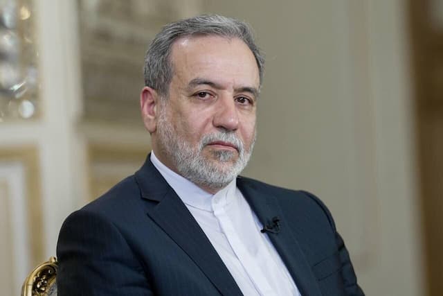 عراقچی پدر شد