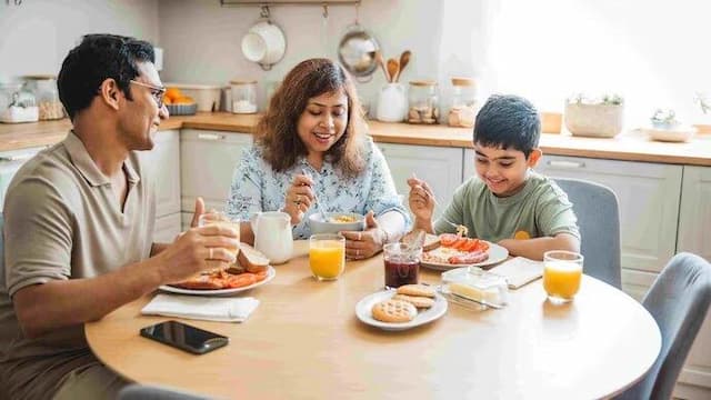 تأثیر متفاوت صبحانه بر کاهش وزن و متابولیسم در مردان و زنان