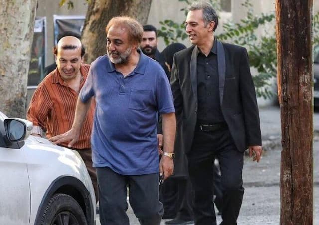 بازیگر سریال اجل معلق: مجبور به فروش خط تلفن همراه شدم که زندگی‌ام بگذرد | ببینید