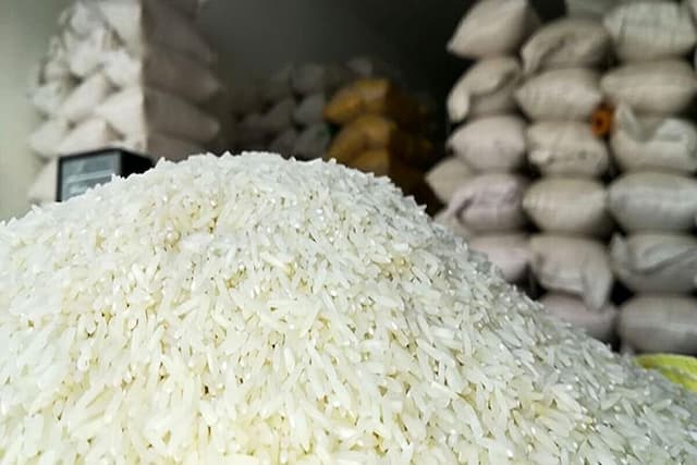 آخرین جزئیات از پرونده گرانفروشان برنج وارداتی | الزام درج قیمت روی کیسه برنجهای ایرانی و خارجی