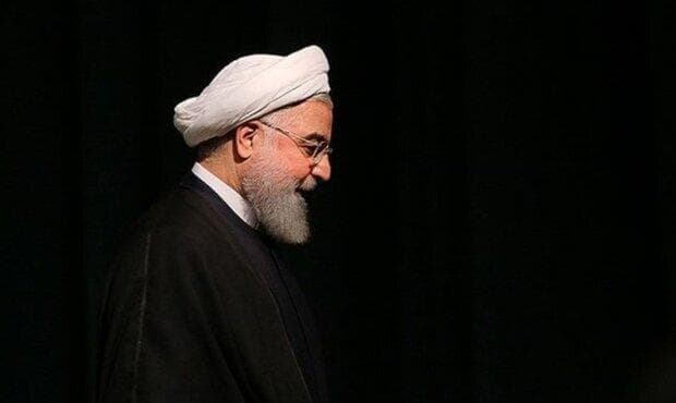 آقای روحانی که سرش کلاه رفته یا واسطه کلاهبرداری غرب از ملت ایران شده با چه رویی می‌گوید....