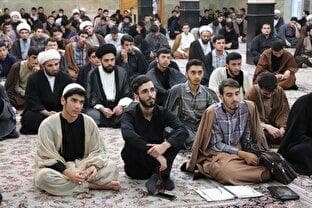 استقبال طلاب از دوره تابستانی دانش‌افزایی ادبیات در حوزه علمیه استان