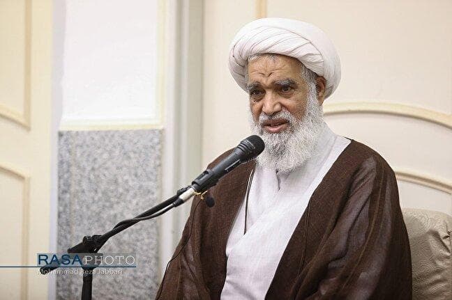اربعین امسال نمایش اقتدار امت اسلامی و تجدید بیعت ملت‌ها با ولایت فقیه بود