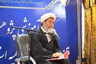 مبارزه با استعمار بخشی از هویت تاریخی حوزه علمیه است