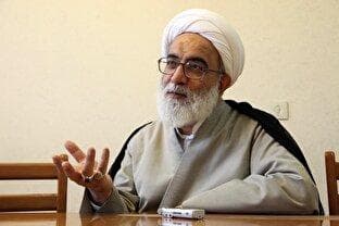 بازدیدآیت الله شب زنده دار از سایت هسته ای فردو