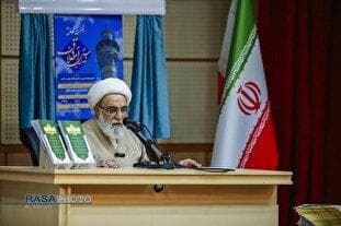 آیین رونمایی و آغاز برپایی جلسات درس اخلاق در مساجد استان قم