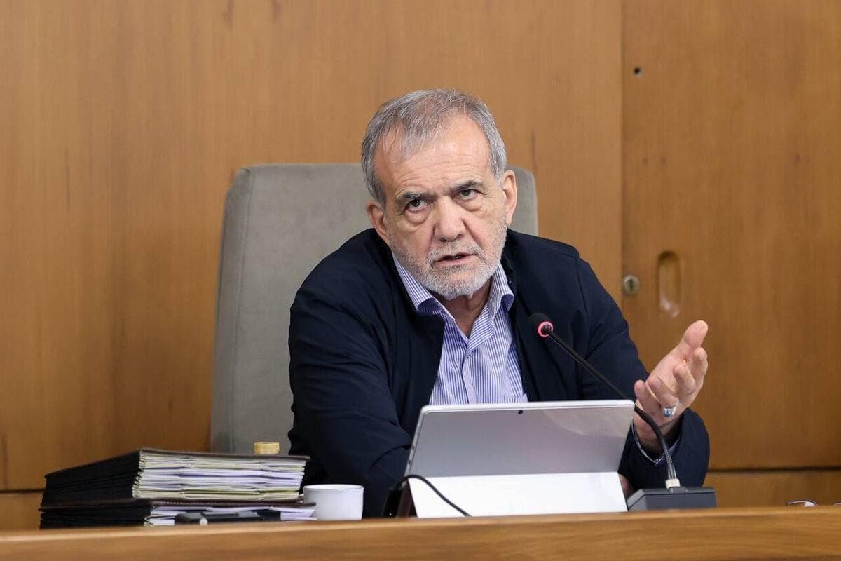  پزشکیان در جلسه صبح امروز هیات دولت: نتانیاهو به جای دلسوزی دروغین برای مردم ایران، نگاهی به آثار جنایاتش در غزه داشته باشد