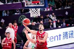 صعود سخت تیم ملی بسکتبال به نیمه‌نهایی کاپ آسیا