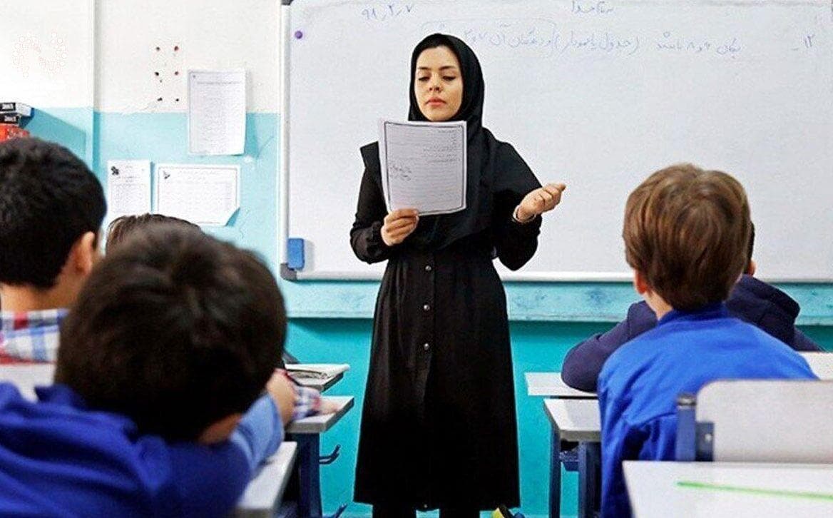 مشارکت بیش از ۲۵۲ هزار معلم دوره متوسطه در شبکه ملی یادگیری معلمان