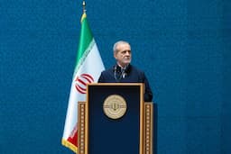 پزشکیان: با شعار دادن نمی‌شود مملکت را درست کرد/ خیلی حرف می‌زنیم ولی عمل نمی‌کنیم
