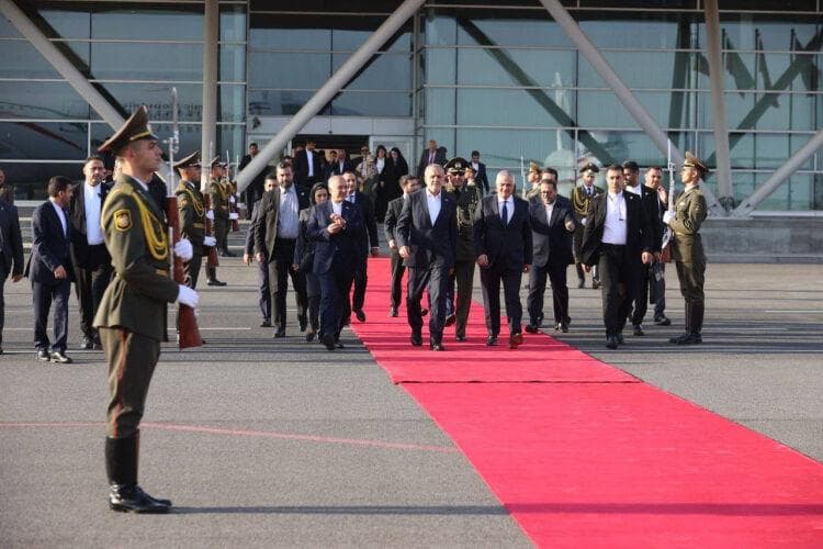 پس از دیدار رسمی دو روزه؛ پزشکیان ارمنستان را به مقصد بلاروس ترک کرد
