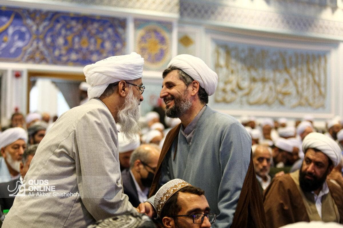 همایش اهل تسنن در حرم مطهر رضوی - مشهد