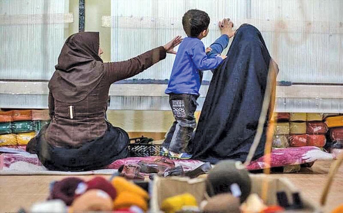 افزایش آمار زنان سرپرست خانوار؛ کمیته امداد برای کمک به این زنان چه می کند؟