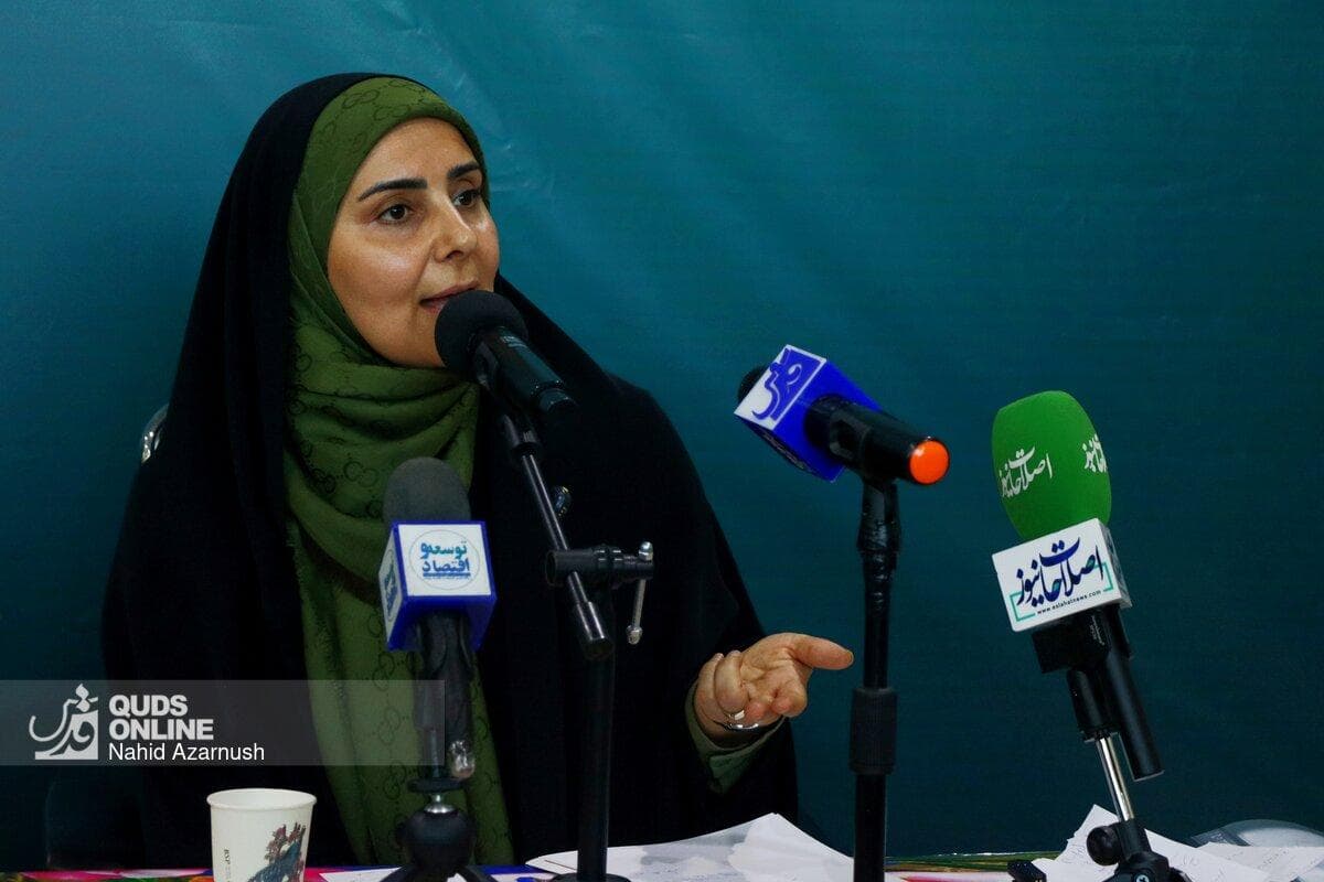وزیر راه و شهرسازی: پیمانکار آزادراه حرم تا حرم مشارکت ۳۰ـ۷۰ را به صرفه‌ نمی‌داند