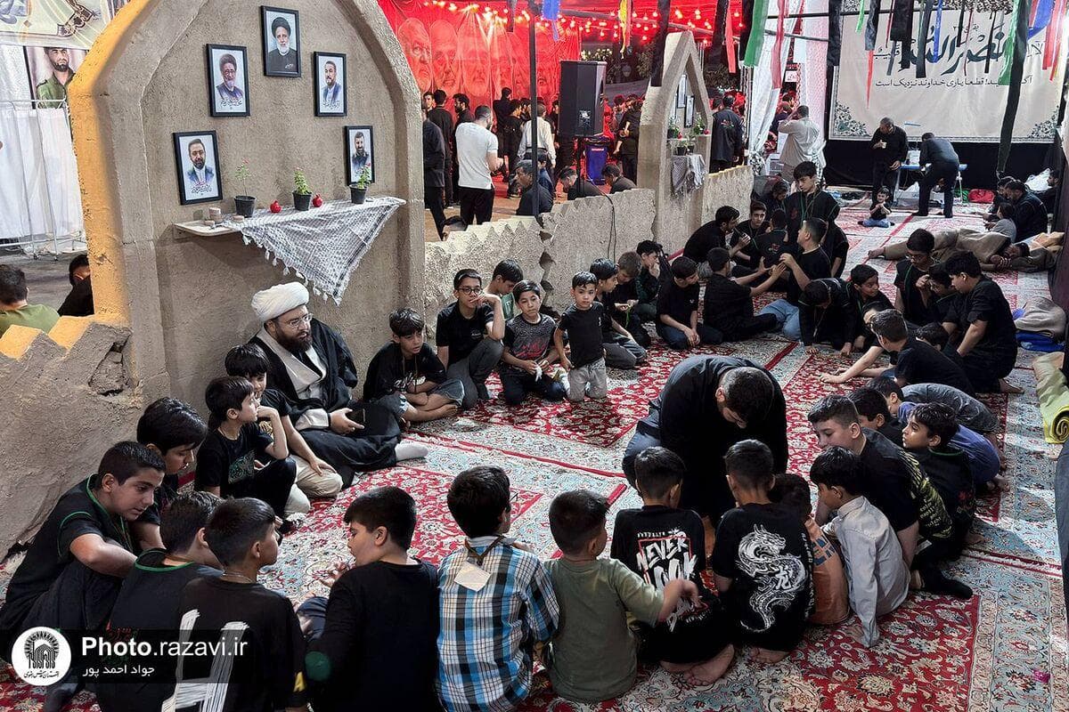 نغمهٔ سپاس زائران از خادمان مواکب دارالکرامه رضوی