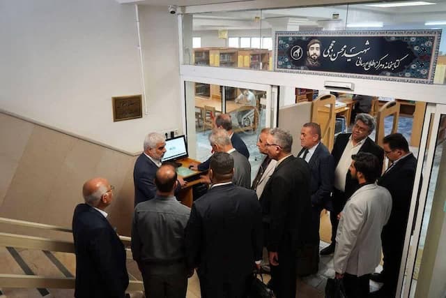 نشست هم‌اندیشی رؤسای دانشگاه الکنوز عراق و دانشگاه بین‌المللی امام رضا(ع)