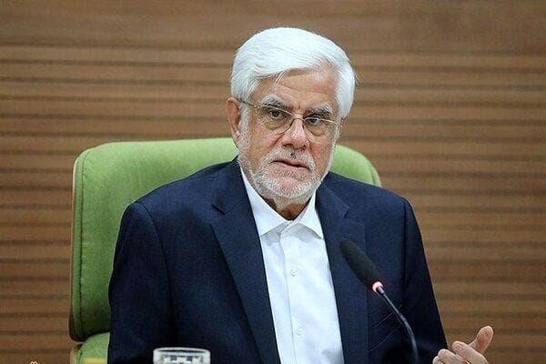 عارف: بازسازی منازل آسیب دیده تسریع شود؛ واحدهای تولیدی اولویت دارند