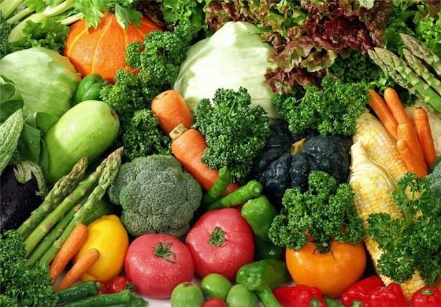 آیا مصرف سبزیجات سبب ایجاد زخم معده می‌شود؟
