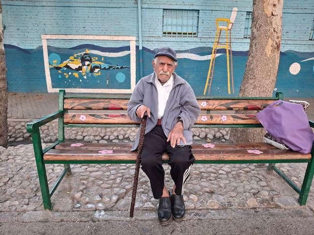 شب برفی و روایت پابوسی چوپان زائری پای رکاب