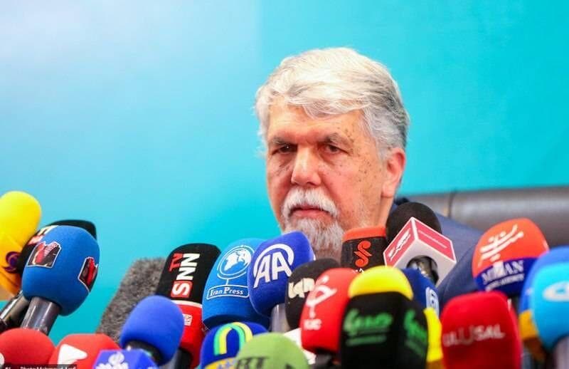 وزیر ارشاد: مشکل کاغذ مطبوعات در چند روز آینده برطرف خواهد شد