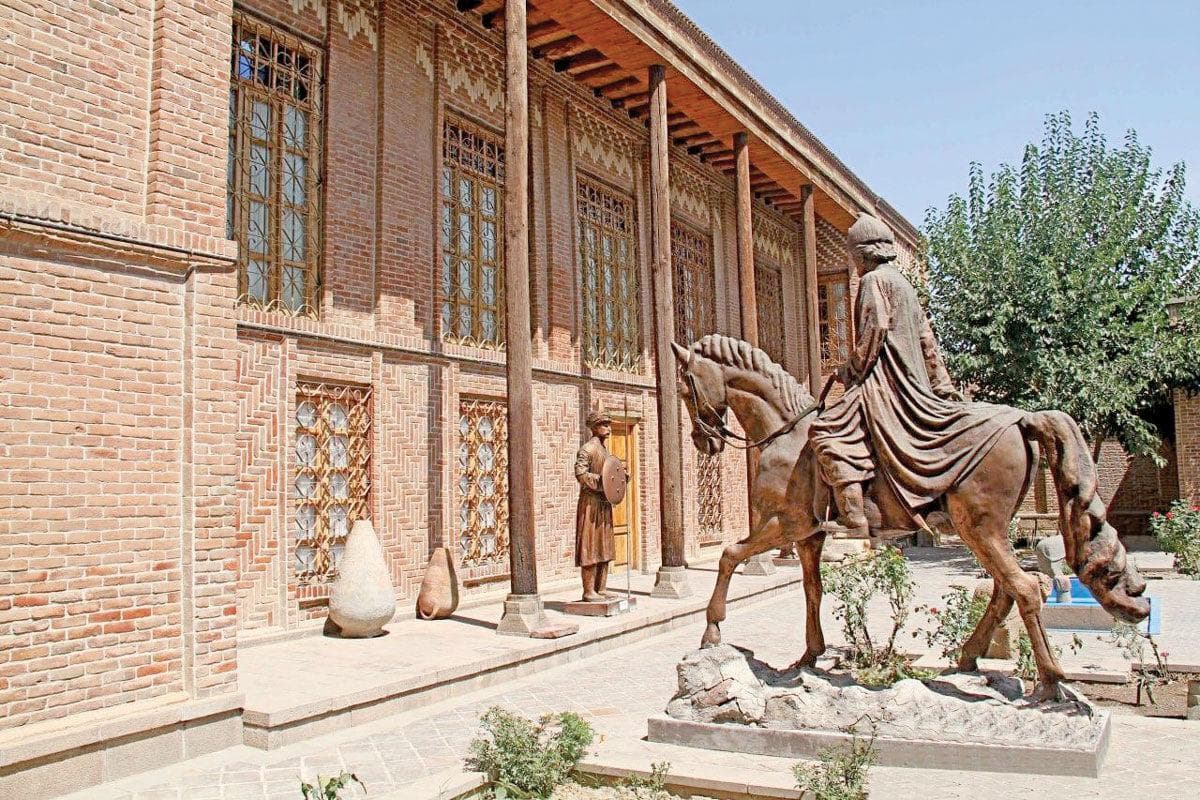 «عمارت سیف‌العلما» جاذبه بی همتا در بناب