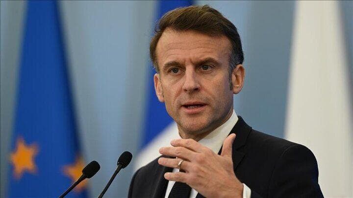 ماکرون: عدم صدور روادید برای سفر محمود عباس پذیرفتنی نیست