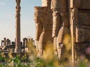 اجرای ارکستر فیلارمونیک ارمنستان در تخت‌جمشید