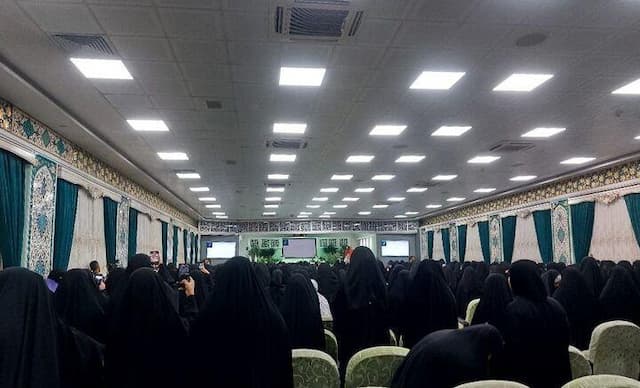 از سوی آستان مطهر حسینی: بررسی تاثیرات منفی هوش مصنوعی بر ایمان