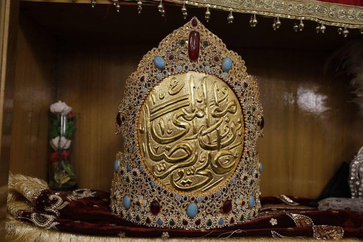 عرض ارادت و ادای نذر اردو زبانان به امام مهربان
