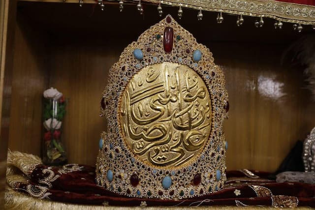 عرض ارادت و ادای نذر اردو زبانان به امام مهربان