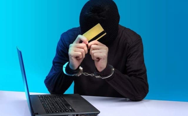 بازگشت چهار میلیارد ریال به حساب مالباخته سبزواری
