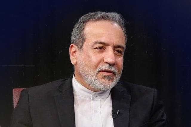 عراقچی: هیچ ترسی از مذاکره و چه بسا جنگ نداریم