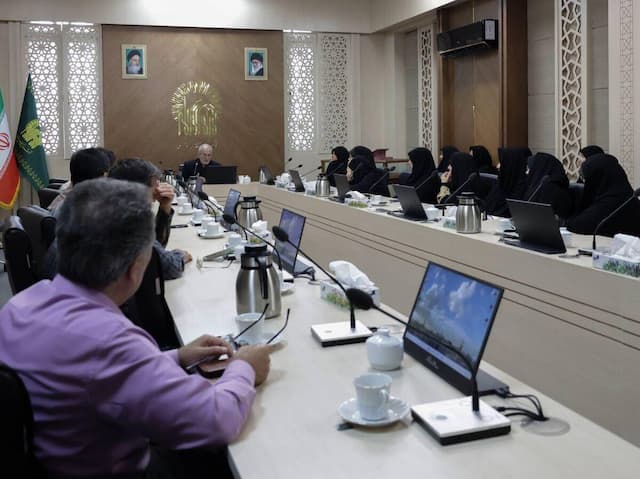 برپایی نشست «توحید در کلام نبی مکرم اسلام (ص)» در کتابخانه حرم رضوی
