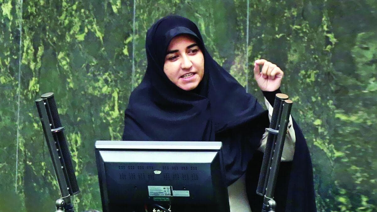 فلاحی: متاسفانه برای برخی علافان سیاسی شغل ایجاد کرده‌ایم