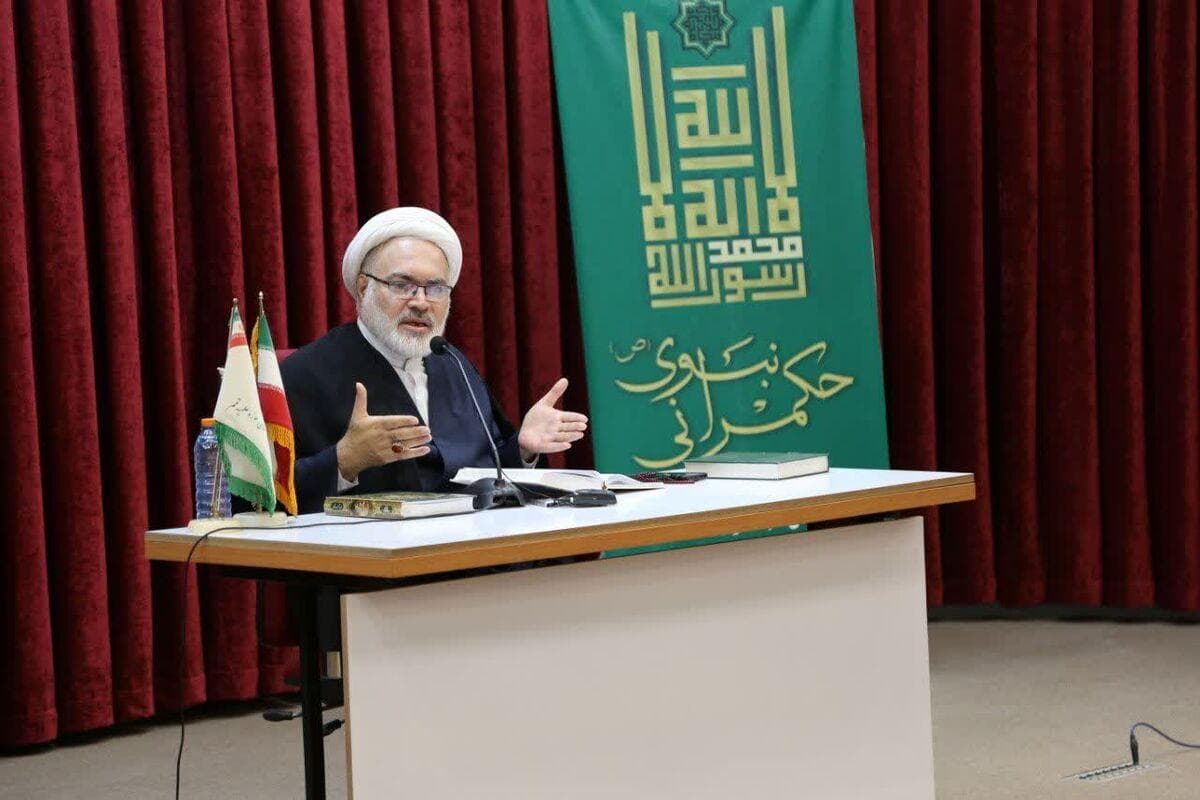 حجت‌الاسلام لکزایی تبیین کرد: نهج‌البلاغه؛ گنجینه حکمرانی نبوی(ص)