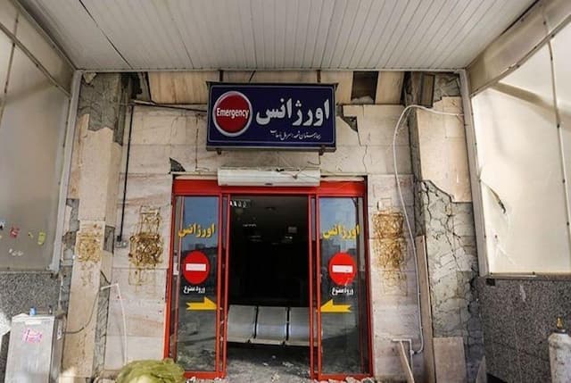 ۵۰ هزار تخت بیمارستانی فرسوده است/ بیمارستان‌های فرسوده را نمی‌توان تعطیل کرد