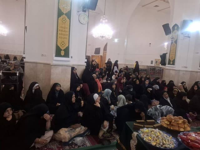 برگزاری ویژه برنامه جشن "رحمه للعالمین" با حضور بانوان اردو زبان