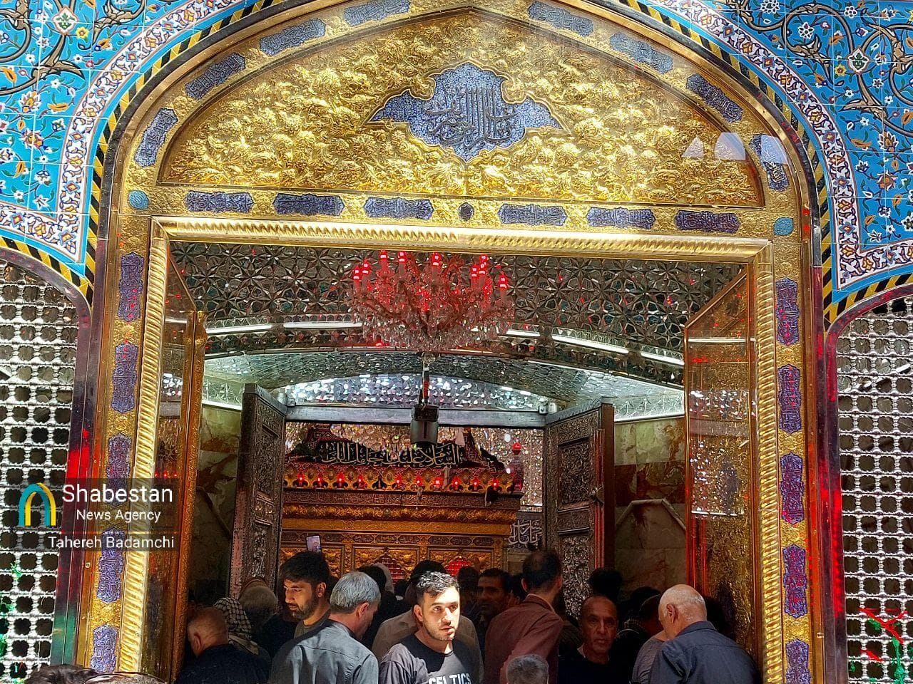 حرم حضرت ابالفضل علیه‌السلام محل دل‌های بی‌قرار اربعینی