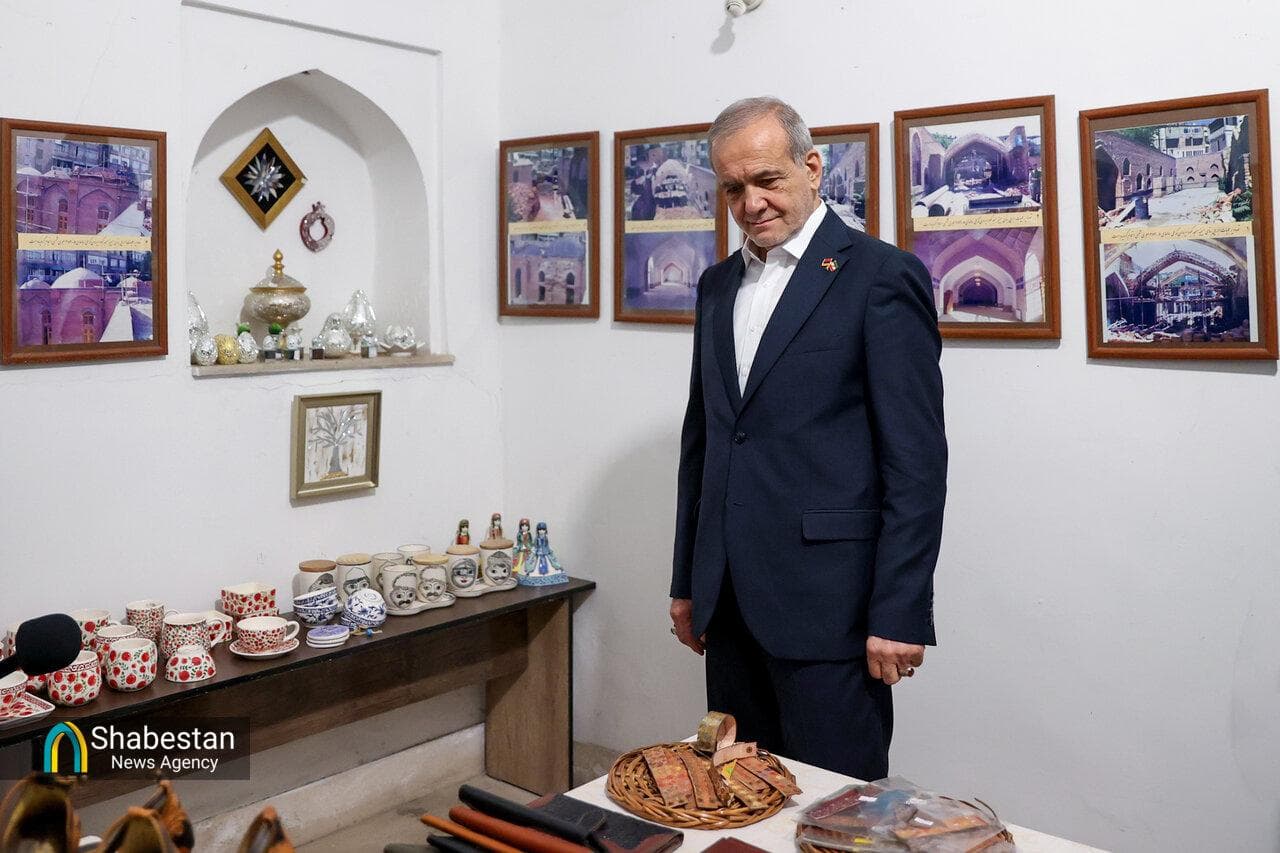 بازدید رئیس‌جمهور از مسجد کبود ایروان
