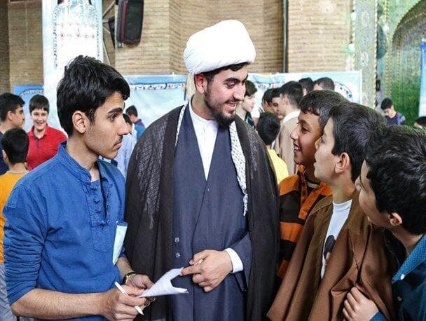 فرماندهان روایت؛ نقش حیاتی امامان جماعت در مقابله با تحریف و جنگ شناختی
