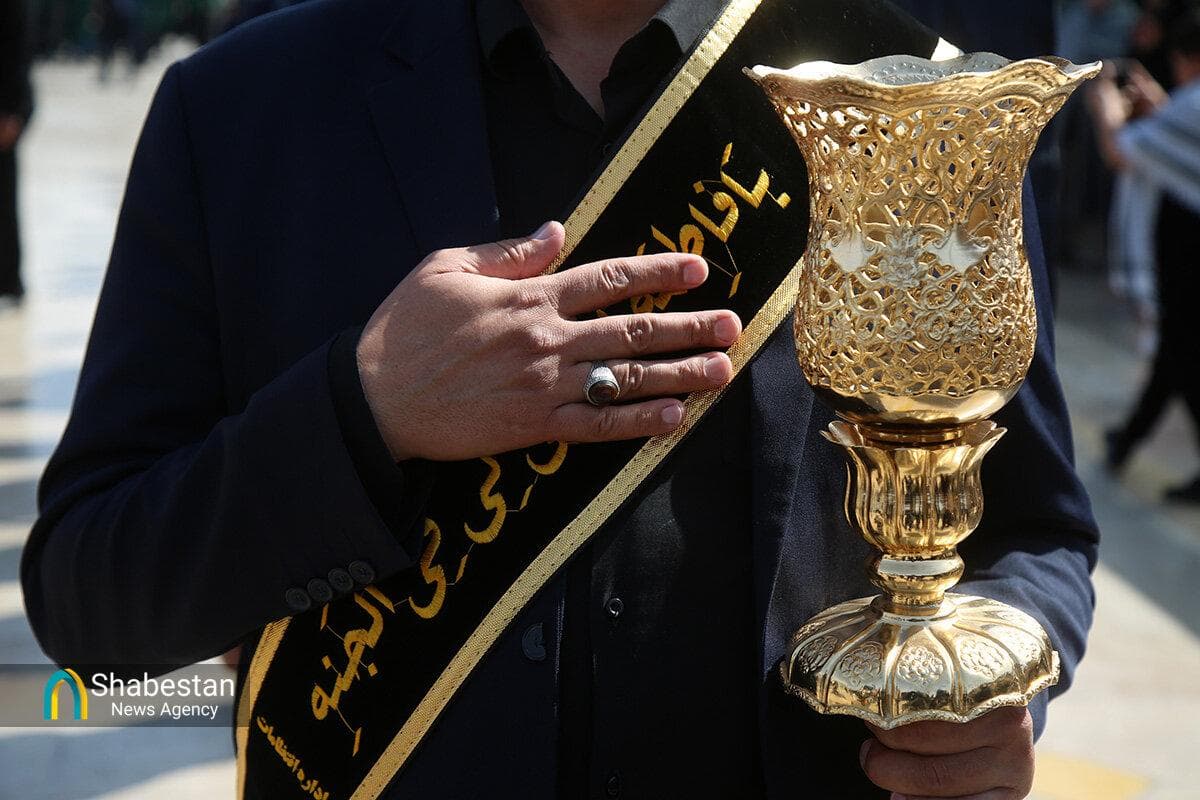 دسته عزای خادمان کریمه اهل بیت(س) در روز شهادت امام رضا(ع)