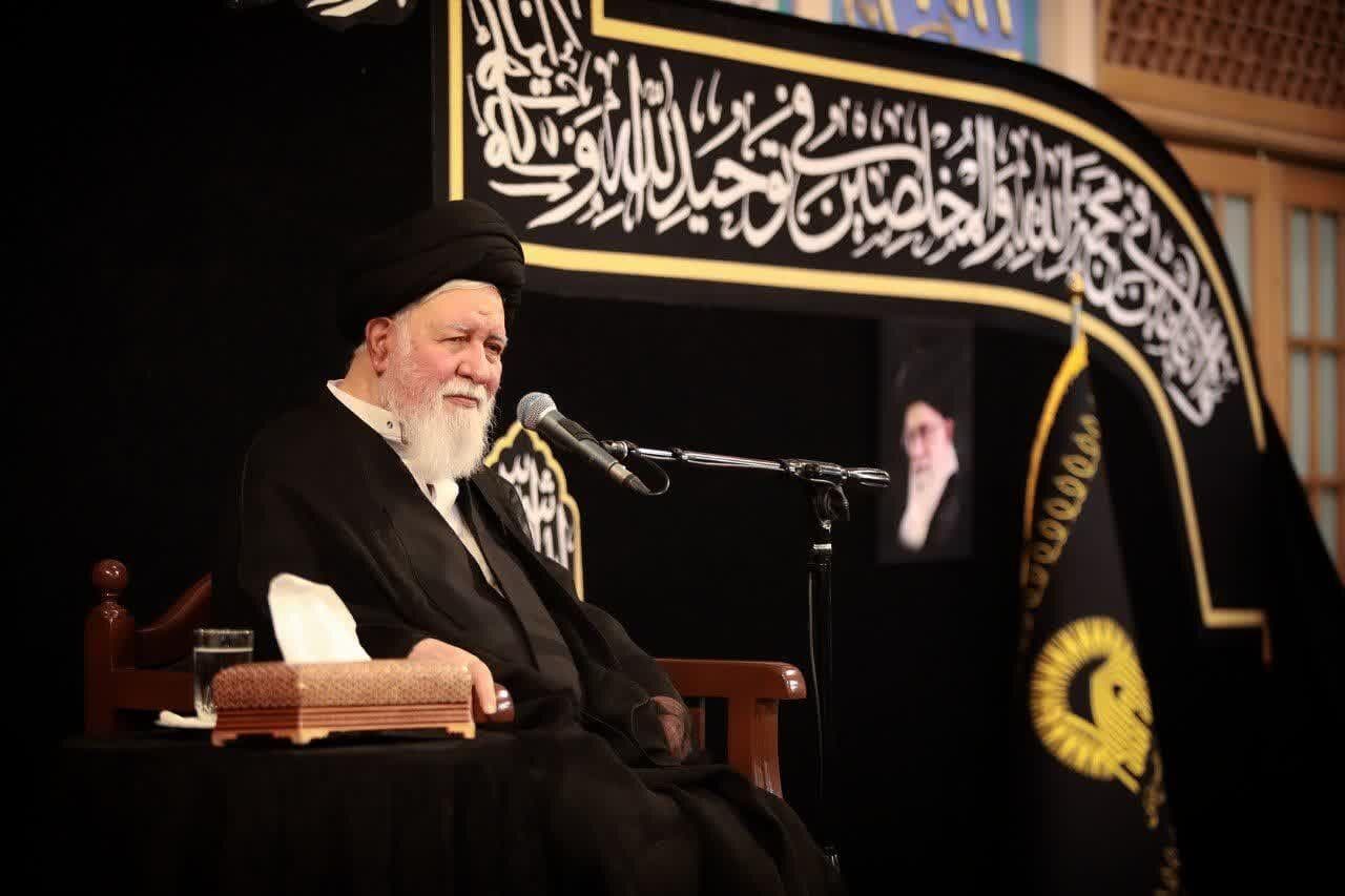 از حضور مخفیانه امام رضا(ع) در نیشابور و معجزات حضرت تا جاسوسانی که یار امام شدند