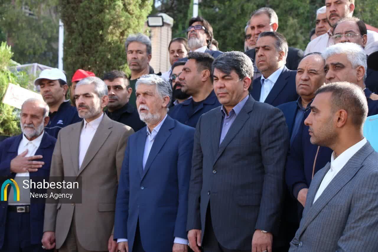 حضور وزیر فرهنگ و ارشاد اسلامی در گلزار شهدای کرمان