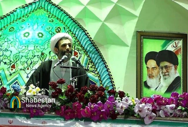 دشمن با ترور فکری به دنبال تزلزل انسجام اجتماعی است