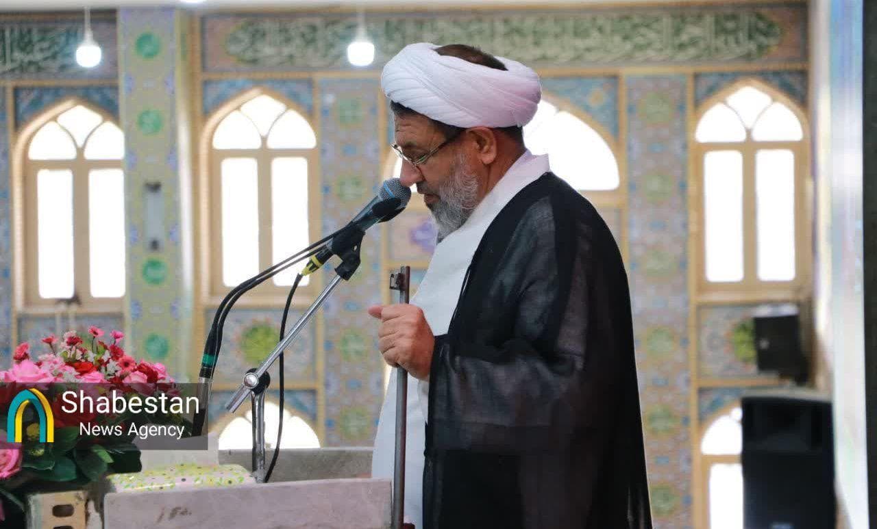 سلاح کنونی جنگ نرم در برابر دشمن همبستگی و عدم اختلاف است